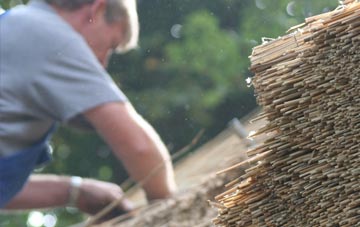 professional Cilgerran thatchers